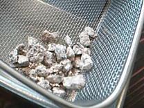 ���������������Ȃ锞�ѐ΁i�΂��͂񂹂��j�Ƃ����΁@�Q�O�O�U�N�P���Q�S��