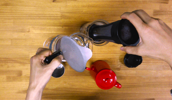 �n���I���o���R�[�q�[�̓����